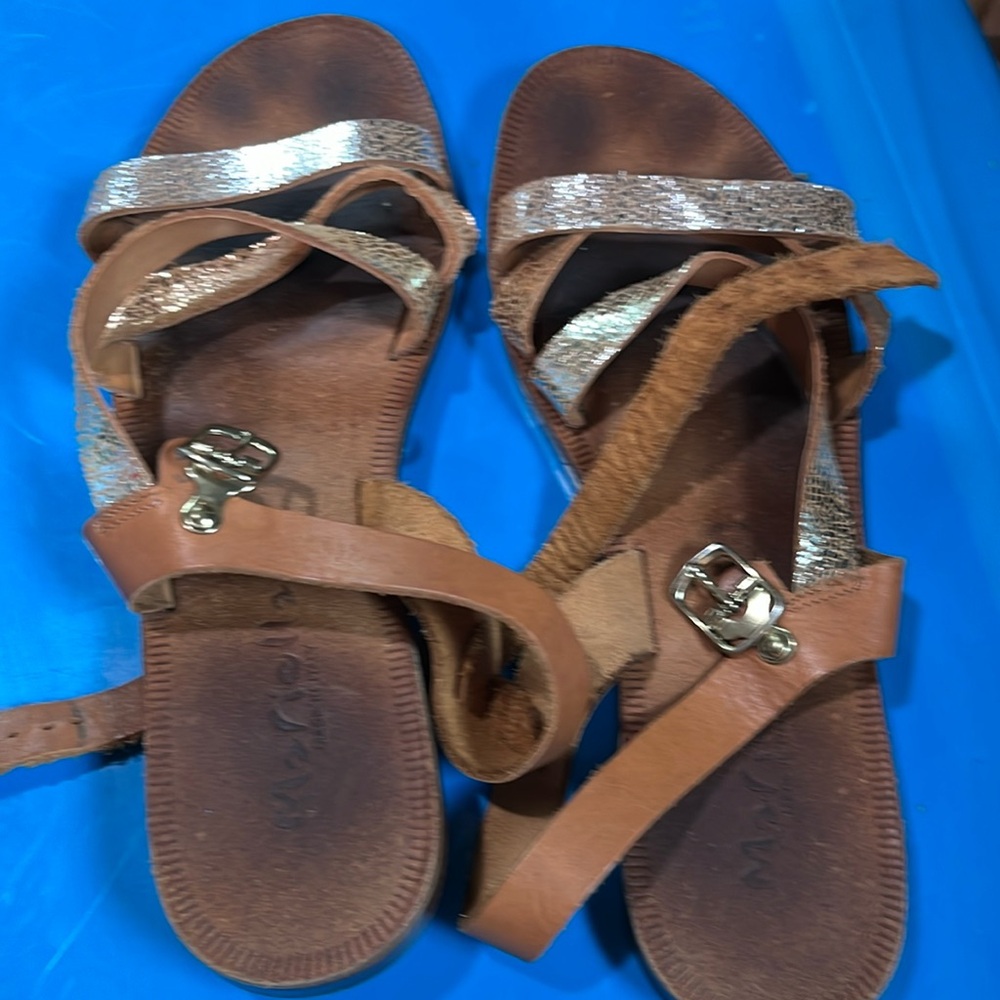 Mariella sandals